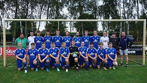 Reihe vorn v. l. n. r.: Lukas Nesslage, Max Wibe, Jakob Voege, Timo Geik, Jannik zur Lage, Oliver Bertels, Michael Hammerschmidt, Julius Wilbert, Tillman Konert, Colin Glänzel

Reihe hinten v. l. n. r.: Ingo Wilbert (Trainer), Bastian Hilgefort, Karl Morthorst, Henry Morthorst, Patrick Wurst, Hagen Plohr, Kevin Gerken, Moritz Esch, Philipp Wurst, Mathis Marbold, Max Wibe, Thomas Marbold (Betreuer)