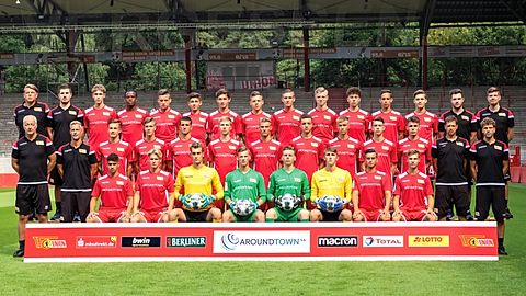 Justin Merz (Torwarttrainer), Vincent Leifholz (Videoanalyst), Mattis Koch, Ruben Travassos, Linus Czosnyka, Gabriel Mentrup, Lukas Veith, Georgios Labroussis, Timo Domann, Etienne Nikol, Ensar Aksakal, Frederik Schmahl, John Liebelt, Robert Kemna (Physiotherapeut), Michel Kuper (Reha-Trainer)
André Hofschneider (Cheftrainer NLZ), André Vilk (Trainer), Paul Petermann, Laurenz Dehl, Stefan Rankic, Jan Riecke, Joris Möller, Fisnik Asllani, Luca Haase, Tim Maciejewski, Marius Ihbe, Jan Walle (Co-Trainer), Philipp Ritzmann (Athletiktrainer)
Yasin Dag, Justin Reinhardt, Carl Luis Ludosan, Tim Klemm, Leo Friedrich Oppermann, Nikolai Kemlein, Emir Can Gencel, Fabio Schneider