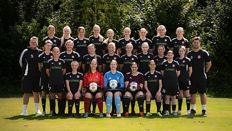 Mannschaftsfoto: Frauen - 1. Mannschaft - TuS Nartum - Saison 26/27
