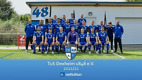 v.h.l.: Nico Schneider, Keven Meffert, Johannes Borngässer, Fabian Bernhard v.m.l.: Volker Gerstel (Co-Trainer), David Engel, Maximilian Zundel, Moritz Emrich, Alexander Hatz, Henrik Berges, Florian Schömbs, Karsten Schömbs, Sebastian Best, Carina Mayer (Betreuerin), Eric Oehler (Trainer) v.v.l.: Linus Knuf, Manuel Heininger, Stefan Merten, Florian Veith, Jan Rabe, Kai König, Dominic Hannewald Es fehlen: Peter Schwanzer, Thorsten Zaun (Torwart-Trainer), Tom Berges, Florian Castor, Marc Diemer, Michael Horn, Sebastian Kneipp, Patrick Steinberg, Eimen Baffoun, Georg Bienroth, Johannes Koss, Nicolas Lang, Marcin Klatt, Lisa Veith (Physiotherapeutin)