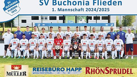 Hinten stehend von links: Frank Happ (2.Vorsitzender), Tim Larbig (Betreuer), Jonas Happ, Jonas Happ, Niko Zeller, Merlin Sippel, Keanu Banh, Luca Gaul, Louis Larbig, Jonas Hilgenberg, Marcell Schöppner, Andre Vogt, Christian Kress, Tim Swoboda (Physio), Mike Gaul (Trainer), Markus Kullmann (Spielausschussvorsitzender)
Unten sitzend von links: Sebastian Alles, Yannik Kress, Jacob Müller, Tristan Winges, Maximilian Fritz, Yannik Kress, Florian Weß, Nils Malkmus, Rafael Best, Valentin Barth, Homan Halimi, Tom Klüh