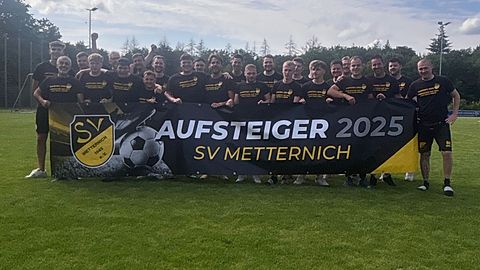 Mannschaftsfoto: Herren - 1. Mannschaft - SV Metternich 1945 - Saison 25/26
