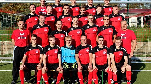 1. Herren TuS Hilter - Saison 2014 / 2015
Es fehlen Jörn Dallmann und Kevin Söger.