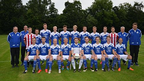 obere Reihe von links nach rechts: Vosskuhl, M. Schmitz, Lange, Wilker, Flaspöhler, Funke, Diekmann, Holtmeyer, Symanzik, Pelke, Minne, Bernhard, Koch, Kolmer
untere Reihe von links nach rechts: Konersmann, T. Schmitz, T. Schlinge, Frankenberg, M. Schlinge, Beutler, Remmert, Sommer, Bensmann