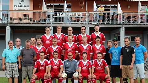 hintere Reihe stehend(v.l.): Petrich Julian, Dielen Julius, Ibl Patrick, Matschiner Manuel, Beer Thomas
vordere Reihe stehend(v.l.): Christian Schmatz(Kassier), Armin Voegele(Betreuer), Klaus Obermeier(2. Vorsitzender), Baier Tobias, Bodensteiner Andreas, Schneider Alois, Wojciak Bartosz, Bachmaier Stefan, Werner Michael, Norbert Weinzierl(1. Vorsitzender), Thomas Schmidt(Physiotherapeut), Klankermeier Edi, Hans Peter Listl(Trainer)
sitzend(v.l.): Treitinger Martin, Schweiger Andreas, Kostic Bojan, Oliva-Pena Andreas, Scheuerer Alexander
