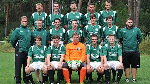 o.v.l.: L.Jütten, F.Velraeds, D.Jakobs, E.Sterbal, M.Lammertz
m.v.l.: P.Kerber, Chr.Scheffer, L.Becker, S.Theves, J.Kaußen, J.Scheuvens, T.Scheufens
u.v.l.: R.Küsters, P.Jakobs, M.Deuß, K.Schwarz, K.Patza
Foto: Herr Hamacher