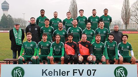 Hintere Reihe: Stephane Fouda, Lukas Raabe, Yannik Bittiger, Roman Hryshchenko, Pascal Hentschel, Lucas Meyer

Mittlere Reihe: Dr. Helmut Renner (Mannschaftsarzt), Jonas Leopold (Trainer), Anthony Ziane, Petrit Muslija, Fabio Baas, Valentin Oster, Agon Zukaj, Steve Altmann (Abteilungsleiter Fußball)

Vordere Reihe: Srdan Lukic, Mert Yücekaya, Amine Cherki, Yassir Doulfikar, Quentin Ottmann, Loic Caspar, Jordan Jovic, Hugo da Silva