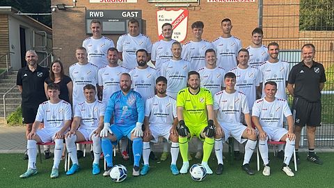 Mannschaftsfoto: Herren - 1. Mannschaft - FC Rot-Weiß Berrendorf 1926 - Saison 25/26