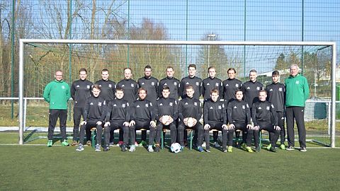 Stehend von links: Trainer Ingo Neuhaus, Kevin Klein, Daniel Marenbach, Lars Vogel, Falk Schel, Mike Springer, Max Engelberth, Oliver Ehrenstein, Fabian Ehrenstein, Henrik Schäfer, Aschot Gazharyan, Co-TW-Trainer Udo Litschel.
Sitzend von links: Sven Korf, Yannick Fuchs, Marvin Klein, Lukas Kolb, Marek Wehner, Dustin Ring, Jonas Mäuler, Jonas Scheibner.
Es fehlen: Alexander Güldenring, Benedict Busch, Kevin Kurth,Yannick Sapsiz