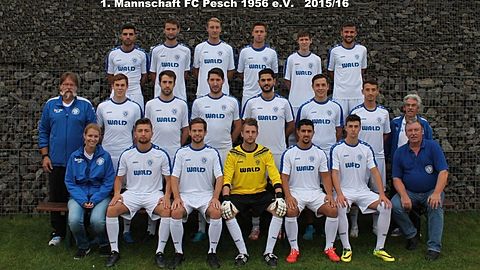 obere Reihe: Zarwän Urachyan, Lukas Jardin, Lukas Hamonajec, Giuliano Pfeifer, Marlon Gallego, Ferhat Tuncer

mittlere Reihe: Peter Mauß (Trainer), Markus Noll, Sebastian Bodenröder, Michael Beus, Ethem Kayis, Nico Bähner, Tugra Mercan, Peter Schlimgen (Betreuer/sportlicher Leiter)

untere Reihe: Laura Mauß (Betreuerin), Enes Yildiz, Jan-Hendrik Felsmann, Markus Klütsch (Mannschaftsführer), Tarkan Apaydin, Deniz Kayla, Albert Jörres (Vorsitzender)