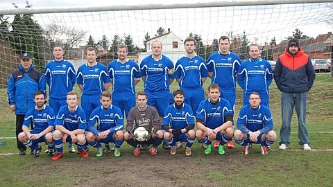 hinten v.l.: R. Pohle, Ch. Wiedemann, M. Vetter, E. Peglow, R. Jakubitz,
             M. Pöschick, M. Emrich, M. Hesse, D. Neugebauer
vorn v.l.:   T. Siewert, P. Bossenz, J. Bubner, S. Schmidt, R. Hesse, 
             A. Niproschke, N. Schlodder