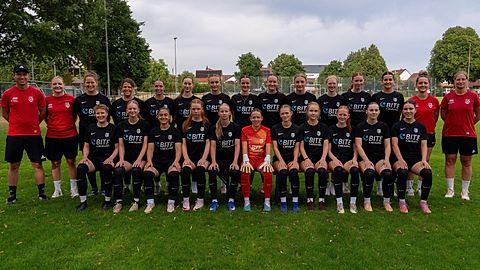 Mannschaftsfoto: Frauen - 1. Mannschaft - SV Jungingen - Saison 26/27