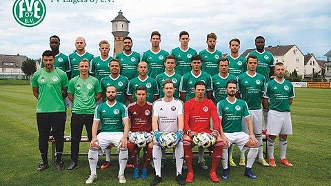 obere Reihe von links nach rechts:
Giovanni Lubaki, Björn Kremer, Noel Schlesiger, Hagji Hardt-Pudler, Matthias Daun, Marian Kneuper, Christopher Freisberg, Christof Fink, Faisal Aziz

mittlere Reihe von links nach rechts:
Trainer Sascha Watzlawik, Co-Trainer Vitalij Karpov, Yannik Finkenbusch, Nicolas Merkler, Goran Naric, Momcilo Ekmecik, Sascha Kaiser, David Peifer,
Markus Kramer

untere Reihe von links nach rechts:
Daniel Fiege, Fabio De Palma, Stefan Linnig, Dieter Paucken, 
Manoel Splettstößer