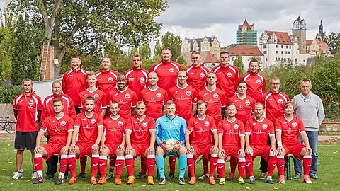 Hinten: 
J. Souschek, Steve Sluschny, Roland Busch, Matthias Beckmann, Eric Meyer, Andy Schmidt, Henry Kinzuraschwili
Mitte:
Marcel Wiedensee (Co-TR), Thomas Spörl (BT), Karl Thiele, Charles Okubire, Steffen Eggert, René Voigt, Patrick Zappe, Marc Wiltner, Alexander Nielsen (TR), Thomas Souschek (Präsident)
Vorn:
Björn Jethon, Nico Bleicher, Leroy Kupka, Robert Bahn, Robert Beck, Philipp Mehrholz, Julien Zipfel, Sebastian Meder, Michael Apel 
Es fehlen:
Daniel Böhm, Sebastian Engelke, Marcel Merkel, Sven Neumann