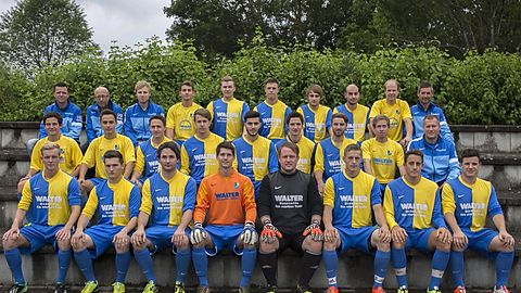 links vorne: Philipp Zimmermann, Florian Männer, Maximilian Rasch, Thomas Bainder, Michael Kopf, Ralf Häge, Stefan Zollikofer, Michael Frick

links mitte: Michael Koch, Felix Stitzenberger, Julian Litzbarski, Thomas Kink, Zafer Ay, Rainer Geser, Tekin Yilmaz, Klaus Kucher, Kai Krause (Trainer)

links hinten: Tobias Dorner (Vorstand), Roland Wiedmann (Torwarttrainer), Valentin Graf, Cetin Anli, Daniel Heinz, Bernd Häge, Felix Hoff, Daniel Biechele, Andreas Höpperle, Jochen Reischmann (Vorstand)
 
es fehlen: Yilmaz Kilic, Lukas Wiedmann, Kevin Michel, Florian Krug, Dominik Mayinger, Alvaro Nastasi (Betreuer)