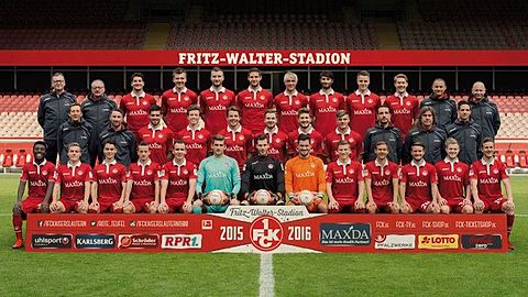 Hintere Reihe (von links nach rechts): Dr. Harald Dinges (Mannschaftsarzt), Wolfgang Wittich (Zeugwart), Antonio Colak, Maurice Deville, Kacper Przybylko, Stipe Vucur, Tim Heubach, Markus Karl, Michael Schindele, Michael Schulze, Frank Sänger (Physiotherapeut), Erik Schön (Physiotherapeut).

Mittlere Reihe (von links nach rechts): Konrad Fünfstück (Cheftrainer), Marco Grimm (Co-Trainer), Sascha Mockenhaupt (5), Patrick Ziegler (4), Lukas Görtler (9), Sebastian Jacob (14),  Mateusz Klich (23), Erik Wekesser (30), Sven Höh (Assistenztrainer / Torwartkoordinator NLZ), Gerry Ehrmann (Torwarttrainer), Bastian Becker (Reha- und Fitnesstrainer).

Untere Reihe (von links nach rechts): Manfred Osei Kwadwo, Ruben Jenssen, Erik Thommy, Robert Pich, André Fomitschow, Julian Pollersbeck, Marius Müller, Zlatan Alomerovic, Marcus Piossek, Chris Löwe, Daniel Halfar, Jean Zimmer, Marcel Gaus

Nicht auf dem Bild: Alexander Ring, Jon Dadi Bödvarsson