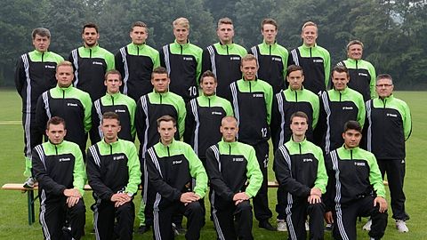 Obere Reihe von links: Trainer Peter Kapus, Sercan Mistik, Robin Keidel, Moritz Henke, Maik Rethmann, Kevin Eilers,Christoph Avermeyer, Betreuer Herrmann Vogelsang.
Mittlere Reihe von links: Torwarttrainer Jannik Möller, Christian Rolf, Yannick Baerhausen, Florian Klimmek, Jannis Niermann, Dennis Wystrup, Julian Klausing, Teammanager Sigfried Müssiggang.
Untere Reihe von links: Julian Toeffling, Timo Bussmann, Kevin Kersten, Simon Peters, Marco Hebbelmann, Galip Ormanci
Es fehlen: Co-Trainer Jörg Spellmeyer, Christian Peters, Marc Solbach, Marius Unland, Daniel Solbach, Lukas Hengelbrock