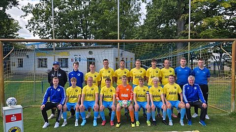 Mannschaftsfoto: Herren - 1. Mannschaft - SV Blau-Gelb Goldbeck - Saison 25/26