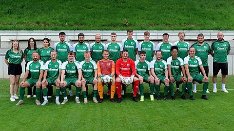 oben von links: Höß Barbara, Osterhuber Alicia, Burkhard Eva, Konakovic Safet (Spielertrainer), Höß Johannes, Tyroller Alexander, Schreib Raphael, Breitsameter Jonas, Zorneke Neil, Jarcalete Cosmin, Solich Leo (Spielertrainer), Näßl Sebastian, Stöckl Christian
unten von links: Demmelmair Georg, Gottschling Christian, Kristl Lukas, Spann Sebastian, Lugmair Julian, Krammer Andreas, Nestler Luis, Karl Robert, Montalvan Ariel, Demmelmair Simon