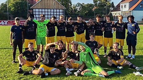 Mannschaftsfoto: A-Jugend (U19) - SV 09 Arnstadt - Saison 25/26