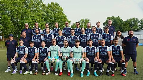 Mannschaftsfoto: Herren - 1. Mannschaft - Heisinger SV - Saison 25/26