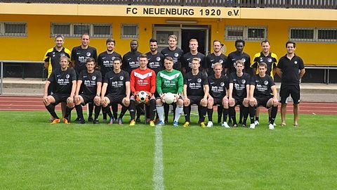 Hintere Reihe (v.L.n.R.): Slawa Friesen (Spielausschuss), Murat Cigerci, Klemens Radtke, Omar (Trainerhospitant), Fahri Kavakli, Jonas Koch, Janis Grozinger, Raphael Saurer, Kemo Badjie, Sven Strauch (Spielertrainer 2. Mannschaft), Behar Bislimi (Co-Trainer 2. Mannschaft)
Vordere Reihe: Albert Hilldebrandt, Alexander Briegel, Simon Poldervaart, Oliver Butz, Benjamin Imhof, Philip Maiwald, Andreas Thomann, Sebastian Kiefer, Tobias Kiefer
Es fehlen: Daniel Zemke, Raphael Entz, Christian Koch, Jan Lenz, Michael Mehari, Daniel Schuhmann, Matthias Tietze, David Ernst, Igor Fokin