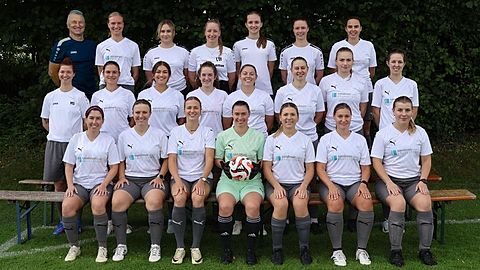 Mannschaftsfoto: Frauen - 1. Mannschaft - FC Ehekirchen - Saison 25/26