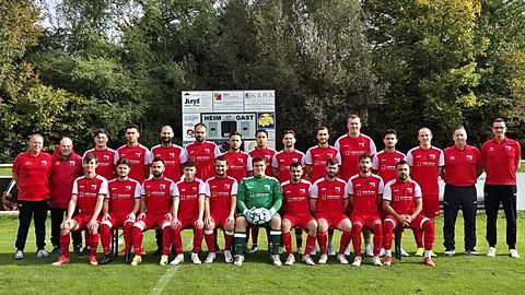 Links: Heiko Hohenstatt (Abteilungsleiter), Rainer Graf (Trainer)
Rechts: Markus Junker (Co-Trainer), Marc Helbach (2. Abteilungsleiter)
Hinten (links nach rechts) : Eglantin Qorri, Ibrahim Bingöl, Stevan Martic, Domenico Scardamaglia, Fabio Russo, Mete Kayadere, Erion Uka, Alban Pllana, Daniel Drefs, Hasan Alsaghir und James Bairstrow 
Vorne (links nach rechts) : David Eidecker, Niklas Ülzhöfer (Kapitän), Hamza Naif, Valir Krasniqi, Benjamin Keller, Lars Garbe, Elmir Krasniqi, Justin Grathwol, Nicolai Hönnige und Khalil Naif