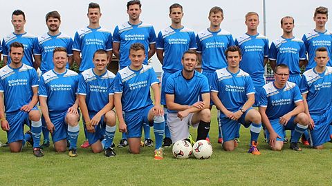 stehend v. links: B. Bär, T. Genthner, A. Grams, T. Grams, C. Ring, F. Gebhart, M. Hahn, J. Steiger, F. Zeller, J. Reinhardt, Spielleiter J. Tillmann
kniend v. links: Co-Trainer S. Haas, N. Eiffert, A. Keitel, M. Kolb, N. Bär, K. Hahn, Spielertrainer T. Hahn, L. Rohn, E. Spichal