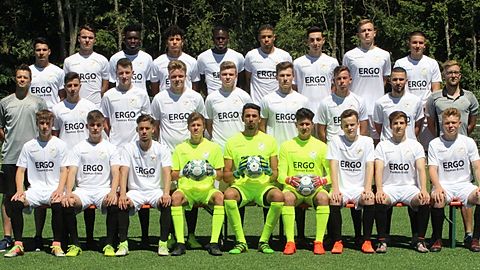FV Löchgau U19
EnBW Oberliga 2018/2019

hinten v.l.n.r
Liborio Crosta, Alan Haberkern, Elias Tweneboa, Vincent Werner, Mayimona Antonio, Elisandro Ferreira, Phaidon Dalakakis, Pascal Conti, Haluk Senol

mitte v.l.n.r
Trainer Michael Lamnek, Paul Schmid, Yannick Reustle, Leon Jaeger, Marco Stephani, Lukas Tschentscher, Tim Seitzer, Valerio Marotta, Co-Trainer Lukas Weißer

vorne v.l.n.r
Fynn Zetzsche, Yannic Wieland, Giuseppe Giordano, Pirmin Freyer, Khalil Lalo, Mert Seker, Tim Feder, Pascal Steigauf, Julius Reinbold

Es fehlen: Tobias Behrens, Jonas Neuffer, Torwarttrainer Guido Geisler, Betreuerin Simone Bittner
