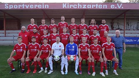 obere Reihe: Fabian Dilger, Co-Trainer Sven Althauser, David Nowack, Felix Heizmann, Moritz Leonhart, Tobias Huber, Colin Kanwischer, Sabri Jaziri
mittlere Reihe: Trainer Tobias Göbel, Co-Trainer Tobias Knab, Robin Steiert, Yannick Bank, Paul Hartmann, Björn Hensler, Kevin Maier, Driton Cermjani, Teammanager Daniel Hug, Abteilungsleiter Albert Hug
vordere Reihe: Levy Semik, Yves Hillger, Ilja Galic, Peter Vonderstraß, Fabian Schneider, Steffen Weiß, Daniel Hensler, Milorad Djuric
es fehlen: Spielausschuß Isa Bican, Betreuer Christian Kromer, Nicolai Häringer, Jan Huber, Marco Krönert, Mario Lang, Felix Remmersmann, Ludwig Machmer, Michael Vogelsang, Marvin Meixner