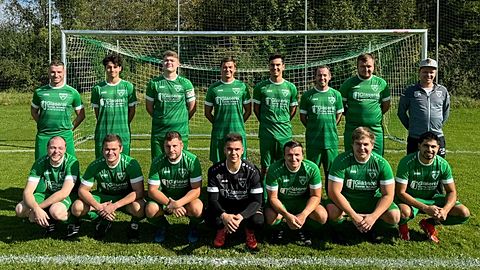 h. v. l.: Coach Florian Baumann, Jerome Le Bris, Simon Fodermair-Hasenhündl, Daniel Wiesheu, Simon Waldhauser, Michael Thaler, Maximilian Tronich, Christoph Rehmann
v. v. l.: Michael Wiesheu, Sebastian Dietl, Simon Fetzer, Benjamin Eissler, Alessandro Baier, Michael Seitzl, Hakan Sökülmez