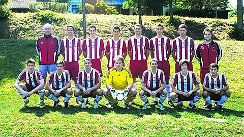 Hintere Reihe v. links: Trainer Christian Hintermeier, Kapitän Michael Wendler, Tobias Ertl, Manfred Vaitl, Andreas Reichert, Tobias Seidl, Franz Vaitl, Betreuer Martin Vaitl;

Vordere Reihe v. links: Tobias Schneider, Sebastian Girschick, Matthias Schwarzensteiner, Raimund Hagn, Thomas Schedlbauer, Andreas Bayerl, Maximilian Dengler;

Es fehlen: Daniel Pleban, Florian Schmölz, Christoph Schreiner, Michael Wagner;