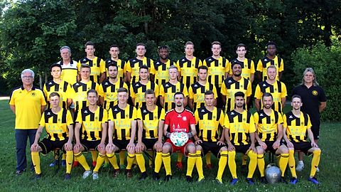 Hintere Reihe von links:
Mannschaftsbetreuer Manfred Grüner, Co-Trainer Florian Bittner, Daniel Müller, Kevin Günaydin, Osaro Aiteniora, Sebastian Hofmaier, Andreas Schredl, Vitus Kirchberger, Darius Amados
Mittlere Reihe von links:
Vorsitzender Walter Zellner, Josef Moosholzer, Lukas Treffler, Domagoj Tiric, Sebastian Thalhammer, Florian Schmuckermeier, Jonas Mayr, Daniel Gaedke, Andreas Hohlenburger, Trainer Alex Plabst
Vordere Reihe von links:
Niko Davydov, Robert Rohrhirsch, Jonas Machl, Daniel Zanker, Boris Hrvacanin, Dominik Schleicher, Karim Tolla, Michael Schmid, Pascal Preller

Nicht auf dem Bild: Patrick Negele