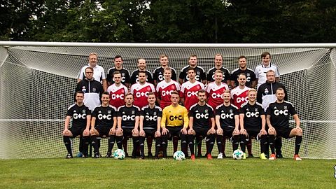 Oben von Links nach Rechts: J. Harberts, T. Frerichs, M. Uphoff, T. Harms, T. Tammeus, M. Weets, N. Bruns, K. Weiland

Mitte von Links nach Rechts: S. Mulder, L. Harberts, K. Tammeus, M. Mudder, C. Janssen, J. Rump, C. Abraham, A. Popp 

Unten von Links nach Rechts: A. Folkerts, T. Zeiß, H. Potinius, B. Ackermann, E. Artz, T. Geiken, H. Baumann, F. Harberts, R. Beekhuis

Es fehlen: L. Meinen, D. Bildhoff, M. Peters, T. Braun