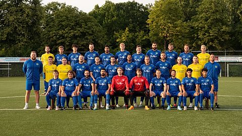 1. Reihe: Luca Kendzia, Dennis Mertens, Philipp Schröder, Irfan Öngüdü, Kim Leon Rühse, Gideon Hoffmann, Pascal Paturalski, Patrick Latos, Simar Kocas, Liam Lagdao

2. Reihe: Marcel Niemeyer, Tobias Buchta, Wille, Alex Sielemann, David Schönknecht, Simon Schmiedl, Phillip Schäffer, Lukas Geydan, Pascal Schiedeck, Luk Husemann, Ole Mach, Dennis Reimann

3. Reihe: Anastasios Sialdas, Thomas, Kraemer, Resul Kevin Gernas, Pierre, Robin Koyun, Eduard Derr, Hannes Geydan, Sefkan Öngüdü, Daniel Hayes, Jan-Henrik Jorbahn, Dennis Wittrowski

Nicht auf dem Foto: Kevin Lifka, Leone Werner, Tom Grieswelle, Christoph Cselenyi, Max Möllering, Kaan Güreli, Marcel Westerwelle, Mike Hoffmann, Niklas Mannhaupt, Christian Roselius, Luca Huck, Julian Siekmann, Sebastian Kleczka