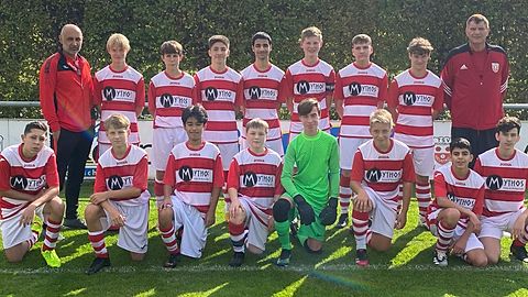 von hinten links: Trainer Ali Karatas, Tobias Rosenwirth, Matthias Lorenz, Kaan Abbasoglu, Danial Saghzai, Valentin Beck, Christoph Penker, Samuel Pöllmann, Trainer Uwe Paulik
von vorne links: Leonardo Marinkovic, Timo Kofler, Ali Reza Ahmadi, Jan Stachowski, Pablo Bela, Kevin Maier, Erdrin Rexha und Mert Coban