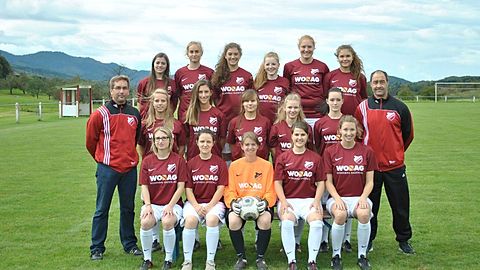 Oben(von links): Silvia Ritzenthaler, Laura Guldenschuh, Luisa Kaiser, Annika Eckert, Hanna Moßmann
Mitte: Thomas Guldenschuh, Theresa Fehr, Melanie Schuldis, Stefanie Zimmermann, Jana Lais, Katharina Schaich
Unten: Jasmin Gerspacher, Katrin Mayer, Jessica Ziegelbauer, Sarina Asal, Janina Wehrle