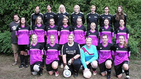 Marina Grote, Alexandra Brinker, Martina Suer, Carina Schulte, Melanie Teipen, Jennifer Menke, Katharina Heidemann; Thomas Kröger, Andrea Albers, Christine Berentzen, Mareike Krüßel, Sabrina Willms, Christina Martin, Angelika Tautfest, Vera Deitermann, Tanja Bohlen; Eva Helming, Kira Wilmes, Lena Holtkamp, Andrea Holtkamp, Steffanie Höns, Alina Möller