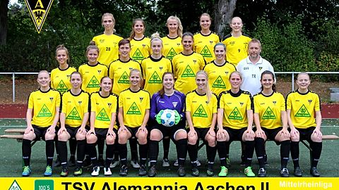 obere Reihe: Lisa Thelen - Lynn Klinder - Celine Kerling - Jana Hillert - Anne Schüller
mittlere Reihe: Gina Stumm - Gina Schröder - Tatjana Weber - Mara Breuer - Luisa Wieseler - Katrin Sieben - Bernd Aufderheide
untere Reihe: Sarah Schüller - Natascha Swendrowski - Rebecca Galkus - Renee van den Berg - Sophia Krich - Anja Thelen - Jessica Wahnig - Ella Behaderovic - Lena Schüller
