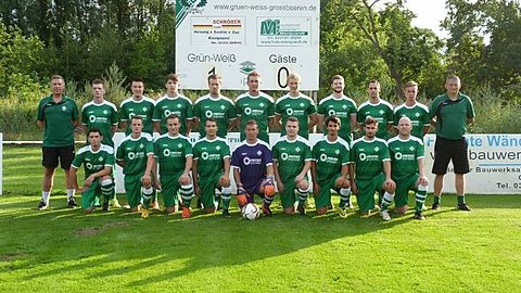 h. R. links: Trainer Ronald Schäfer, Daniel Steinhaus, Marcus Gehne, Bennet von Homeyer, Florian Pfisterer, Kevin Liebenow, Philipp Stephan, Sebastian Trebus, Christian Schwarz, John Marx, Co-Trainer Thomas Böhm
v. R. links: Martin Karkossa, Florian Schielke, Marvin Ningel, Philipp Dahm, Daniel Schumann, Damian Zagrodnik, Claudio Bader, Alexander Miers, Steve Grünewald,
es fehlen: Oliver Milz, Sebastian Schulz, Marcel Bräseke, Kevin Pangritz, Sebastian Pilz, Pascal Diederich, Henry Fuchs, Oliver Kobsik