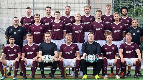 Obere Reihe von links: Michael Marbach, Lukas Brüner, Tommy Althaus, Jooöe Stottmann, Jannis Müller, Mohamed Abdula Mustafa 
Mittlere Reihe von links: Trainer Derek Cooper, Lucas Warskulat, Henner Haunhorst, Tim Engelhard, Jan Niedenführ, Sebastian Kayser, Trainer Olaf Fuchs 
Sitzend von Links: Emre Öztatar, Silas Fromme, Haake Röschmann, Dennis Kleine-Wördemann, Daniel Kohnen, Marius Altrogge, Tim Stein Es fehlen: Paul Großekämper, Matthias Plate, Geert Hagmann, Leon Münnich, Alexandre Alves, Felix Bartels, Sebastian Hübner  
Foto: Swaantje Hehmann