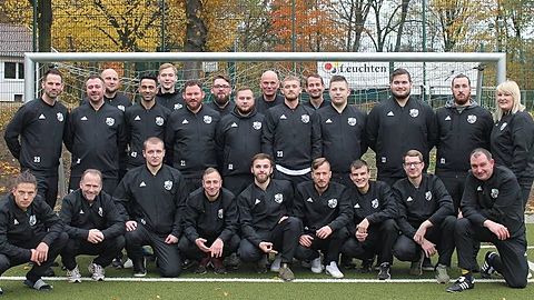 hintere Reihe: Musialek, Page, Gummert, Wopp, Rudat
mittlere Reihe: Kuberski, Borkowitz, Orhani, Milinski, Gutorski, Raabe, Jostes, Funk, Grunau, Plucinski
untere Reihe: Adamczyk, Weichert, Brieger, A. Bäcker, Fenn, Stay, S. Bäcker, Marcus, Deipenbrock

es fehlen: Eichhoff, Hein, Jennerich, Bittermann, Bienert, Borutta