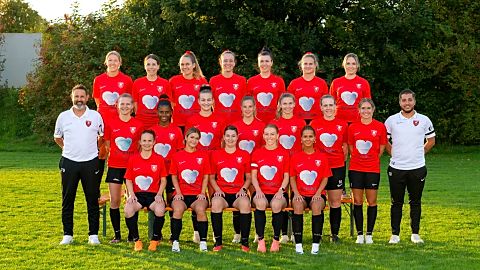 Mannschaftsfoto: Frauen - 1. Mannschaft - FC Uznach - Saison 25/26