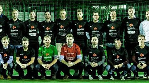 Mannschaftsfoto der 1. Mannschaft des FC Britannia 08 Solingen