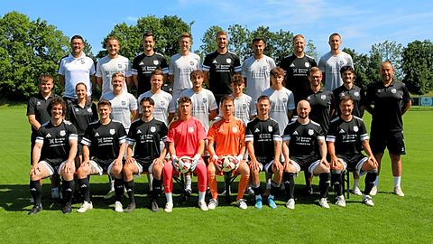 Mannschaftsfoto: Herren - 1. Mannschaft - SpVgg Illkofen - Saison 26/27