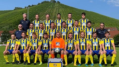 hinten v. links: T.Raspe (Co-Trainer), P.Eckhardt ,M.Lust, S.Wirkner, M.Schnalke, S.Linsenmeier
Mitte v. links: U.Nimführ (Spielleiter), L.Staiger, M.Schulz, F.Dietz (Co-Trainer), S.Kristen, A.Kuppinger, M.Göbl, V.Szichta(Trainer)
vorne v. links: F.Möckel, M.Ilg, L.Meisner, M.Mpoutis, N.Wagner, M.Wanke, S.Keller, M.Röthig, N.Schulz