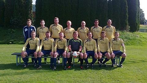 hl.Trainer: Buberger Florian, Moosmüller Thomas, Jancauskas Manuel, Exner Daniel, Hilz Martin, Haltmaier Florian, Steiger Markus, vl. Rottenkolber Christian, Greubel Thomas, Biersack, Michael, Utersky Benjamin, Böhm Pascal, Meyer Jürgen, Moosmüller Markus
