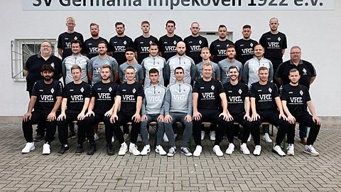 Oben links: Grothkass, Kurth, Dietz, Schöler, Rolef F.,…