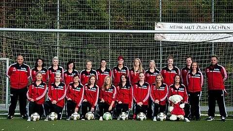 Kader von links nach rechts:

Hintere Reihe v.l.n.r. : Marc Gramstadt, Marzia Balzano, Silvi Wirtz, Pia Nowicki, Prisca Bales, Nina Schreiber, Alina Sänger, Sarah Walbröhl, Katharina Wühle, Kris Jacob, Anja Profitlich, Jessica Reiß, Marco Balzano

Untere Reihe v.l.n.r. : Laura Jamann, Kiki Wessel, Caro Gewald, Melli Reif, Lena Adomeit, Christiane Kohllöffel, Steffi Emsbach, Johanna Cauers, Kira Wind